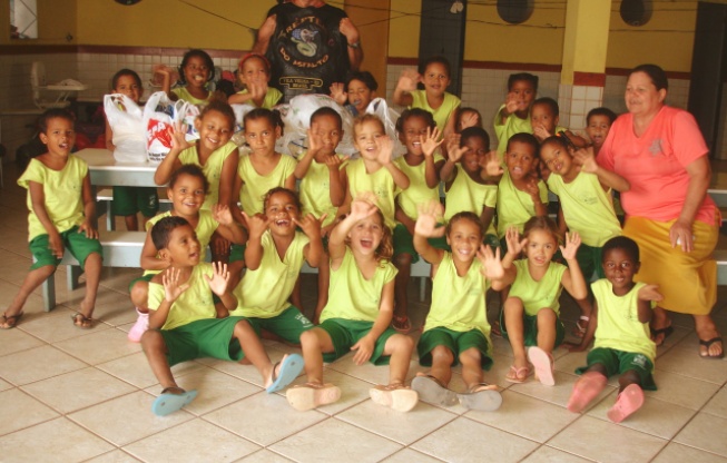 Visita a creche em Terra Vermelha Vila Velha